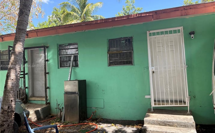 Pictures of Multifamily property located at 7803 NW Miami Pl, Miami, FL 33150 for sales - image #1