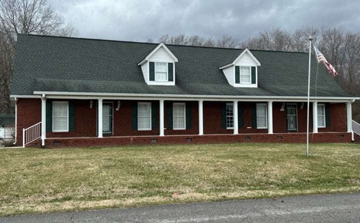 Pictures of Multifamily property located at 1420 Hills Chapel Rd, Manchester, TN 37355 for sales - image #1