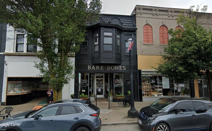 Pictures of Mixed Use, Retail property located at 518 Lincolnway, La Porte, IN 46350 for sales - image #1