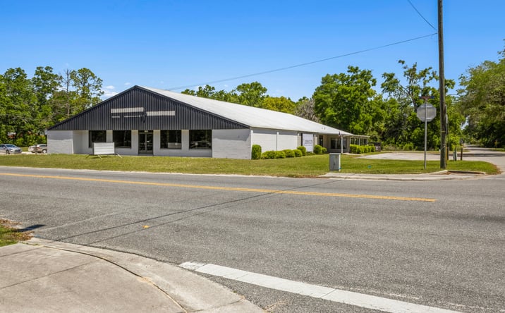 Pictures of Retail property located at 903 Suwannee Ave NW, Branford, FL 32008 for sales - image #1