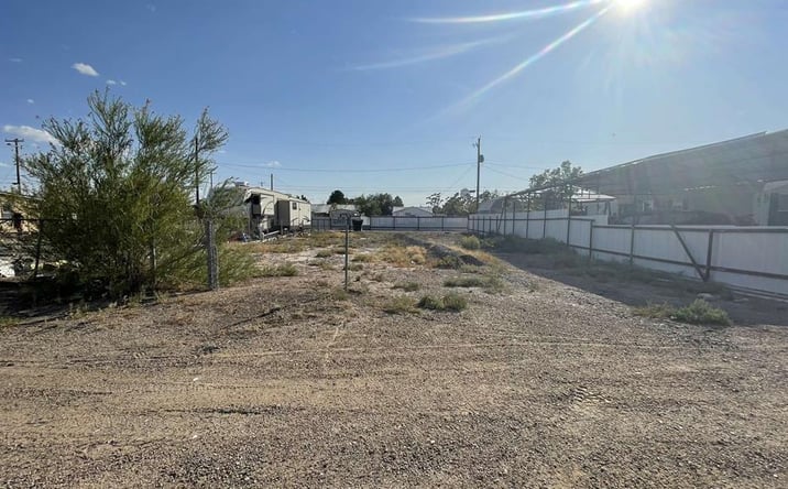 Pictures of Land property located at 613 S Almond St, Pecos, TX 79772 for sales - image #1