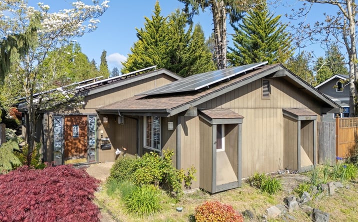Pictures of Special Purpose property located at 1915 COMMERCIAL ST, Salem, OR 97302 for sales - image #1
