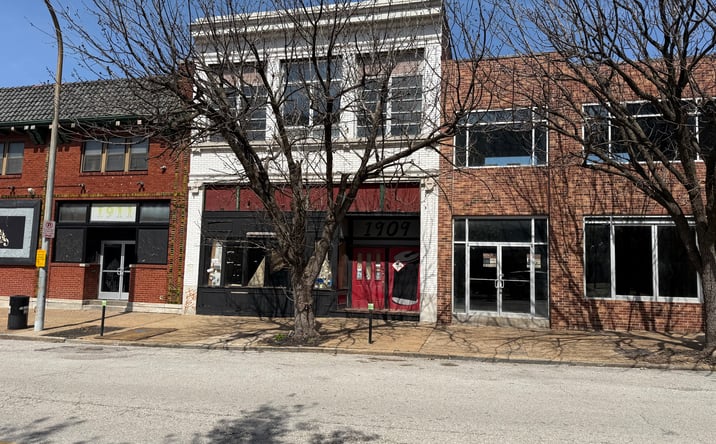 image of property at 1909 LOCUST ST Saint Louis MO 63103-1611