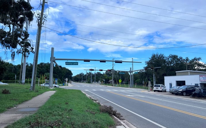 Pictures of Mixed Use property located at 1302 Sunset Pt Rd, Clearwater, FL 33755 for sales - image #1