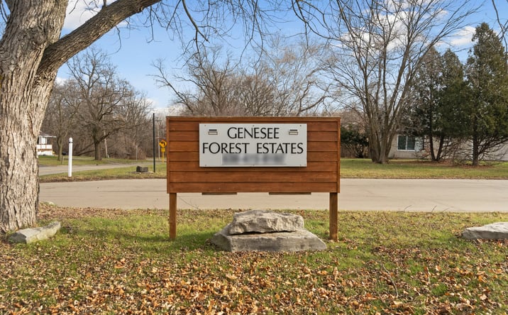 Pictures of Mobile Home Park property located at 1806 E Webster Rd, Flint, MI 48505 for sales - image #1