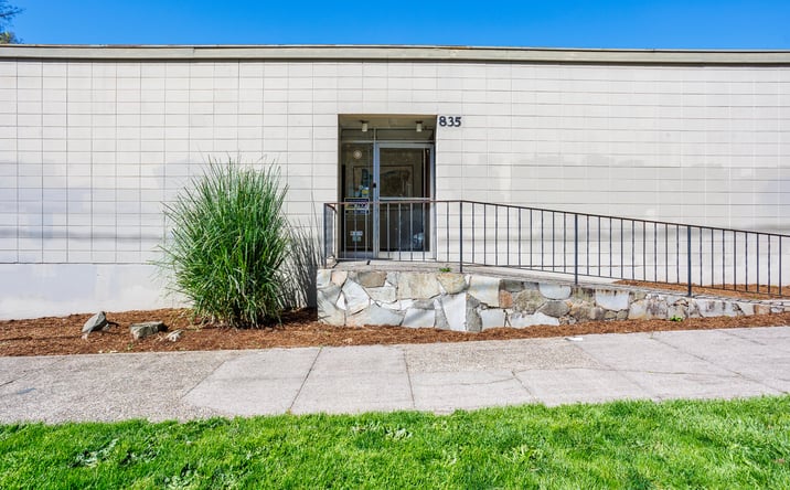 Pictures of Office property located at 835 SE 17th Ave, Portland, OR 97214 for sales - image #1