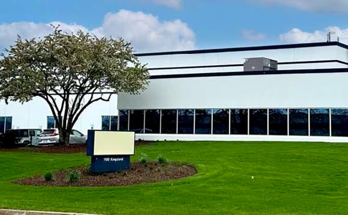 Pictures of Industrial property located at 1100 Kingsland Dr, Batavia, IL 60510 for sales - image #1