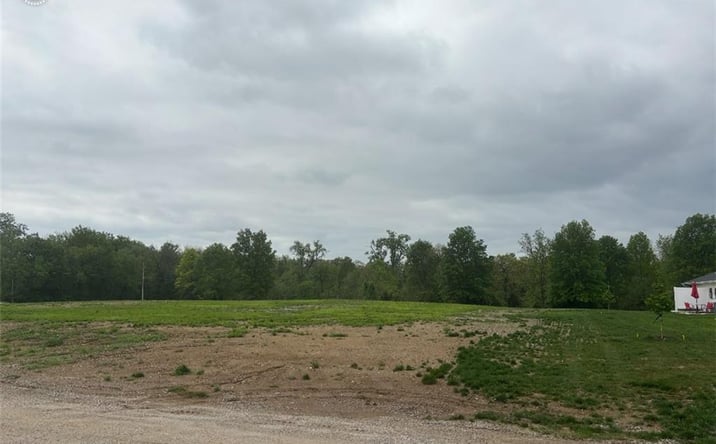 Pictures of Land property located at Leawood Drive, Parsons, KS 67357 for sales - image #1