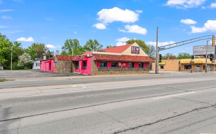 Pictures of Office, Retail property located at 301 W North Grand Avenue, Springfield, IL 62702 for sales - image #1