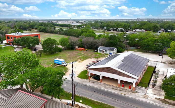 Pictures of Retail property located at 105 Loop 539 W, Cibolo, TX 78108 for sales - image #1