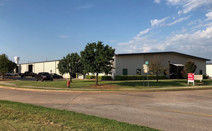 Pictures of Industrial property located at 308 Westland Dr, Edmond, OK 73013 for sales - image #1