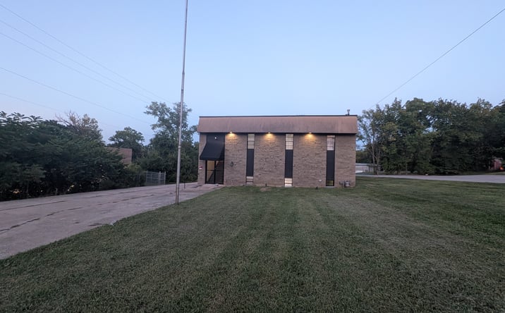 Pictures of Industrial, Office property located at 13137 wornall, Kansas City, MO 64145 for sales - image #1