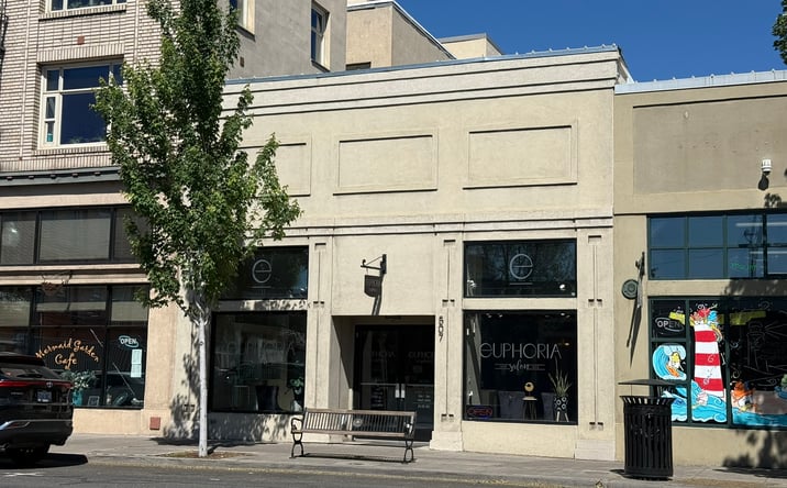 Pictures of Retail property located at 507 Main St, Klamath Falls, OR 97601 for sales - image #1