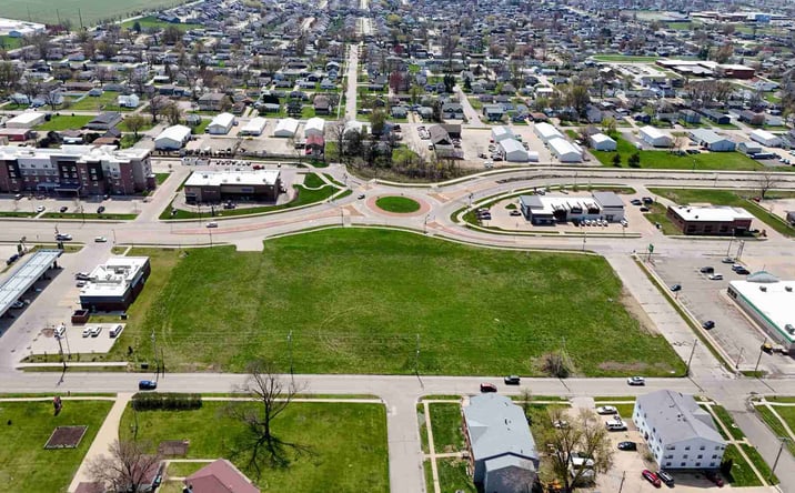 Pictures of Land property located at 2700 7th Ave, Marion, IA 52302 for sales - image #1