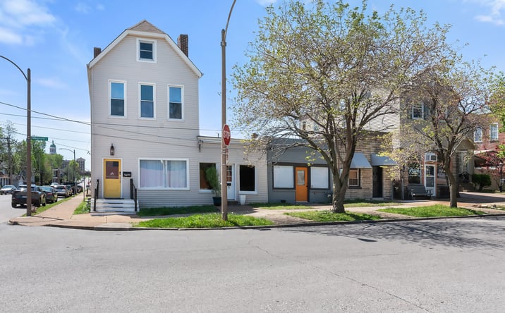 Pictures of Retail, Multifamily, Office property located at 5400 Magnolia Avenue, St. Louis, MO 63139 for sales - image #1