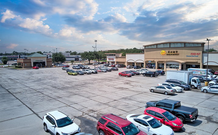 Pictures of Retail property located at 5700 S Gessner Rd, Houston, TX 77036 for sales - image #1