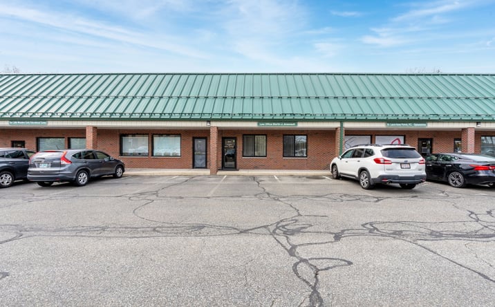 Pictures of Office, Retail property located at 939 Salem St, Groveland, MA 01834 for sales - image #1