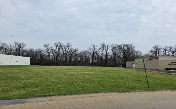 Pictures of Land property located at 1903 1st Ave, Rock Falls, IL 61071 for sales - image #1
