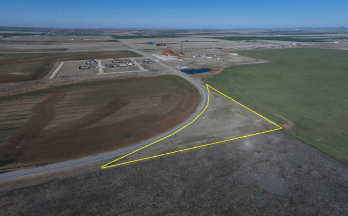Pictures of Land property located at Main St. & 11th St., Geronimo, OK 73543 for sales - image #1