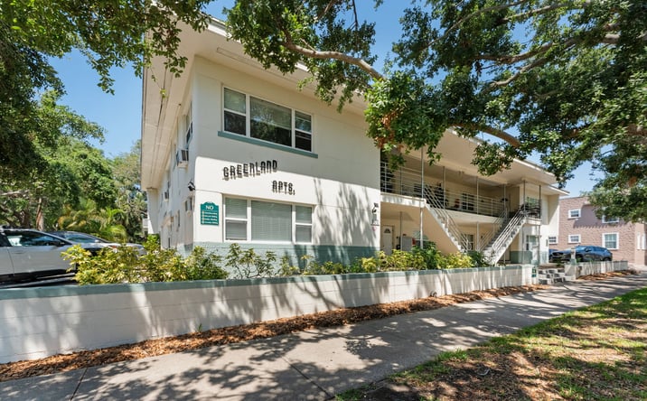 image of property at 900 1ST ST N APT 1 St Petersburg FL 33701-1837