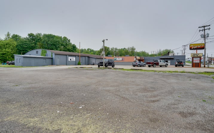 Pictures of Mixed Use property located at 421 W Broadway Street, New Lexington, OH 43764 for sales - image #1