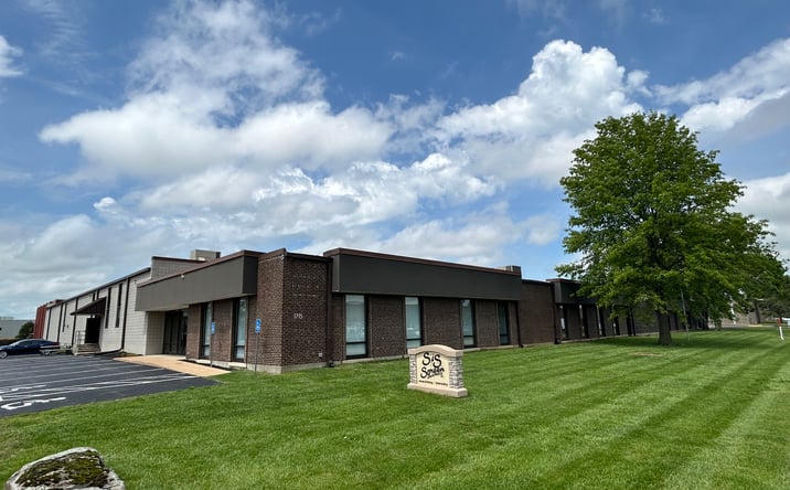 Pictures of Industrial property located at 1717 Fenpark Dr, Fenton, MO 63026 for sales - image #1