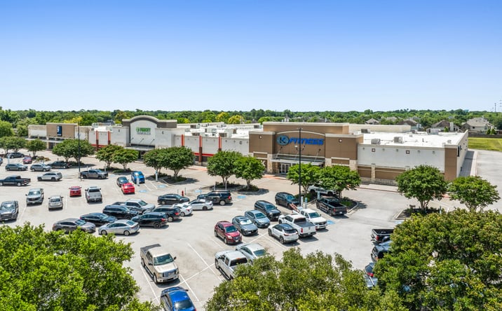 Pictures of Retail property located at 5952 Fairmont Pkwy, Pasadena, TX 77505 for sales - image #1