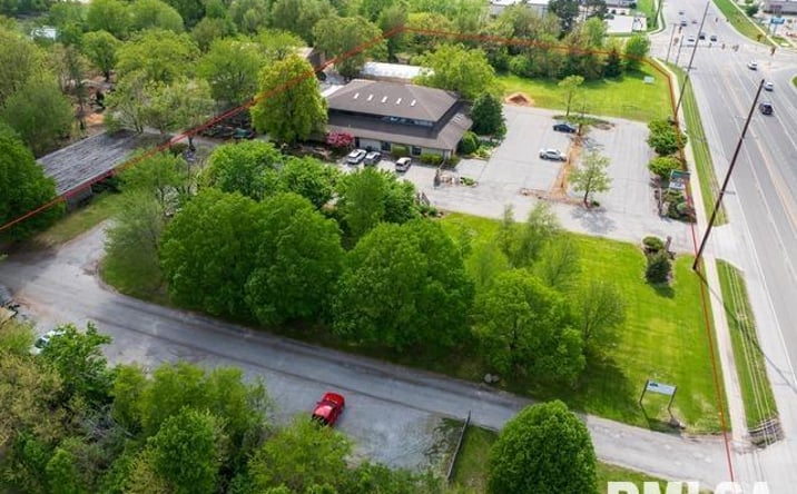 Pictures of Office property located at 4234 WABASH Avenue, Springfield, IL 62711 for sales - image #1