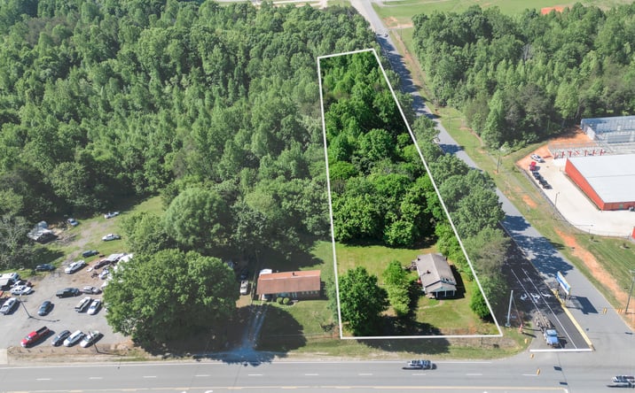 Pictures of Hospitality, Mixed Use, Multifamily, Office, Retail property located at 1123 US 70 HWY, Newton, NC 28658 for sales - image #1