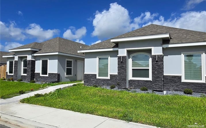 Pictures of Multifamily property located at 919 N Blair Avenue, Edinburg, TX 78541 for sales - image #1