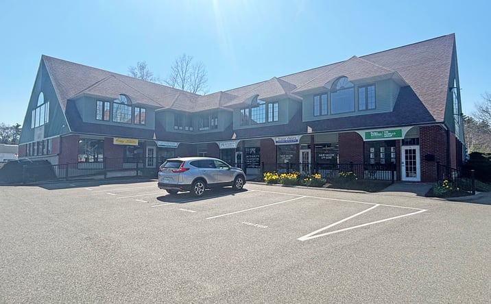 Pictures of Retail property located at 64 Lafayette Rd, North Hampton, NH 03862 for sales - image #1