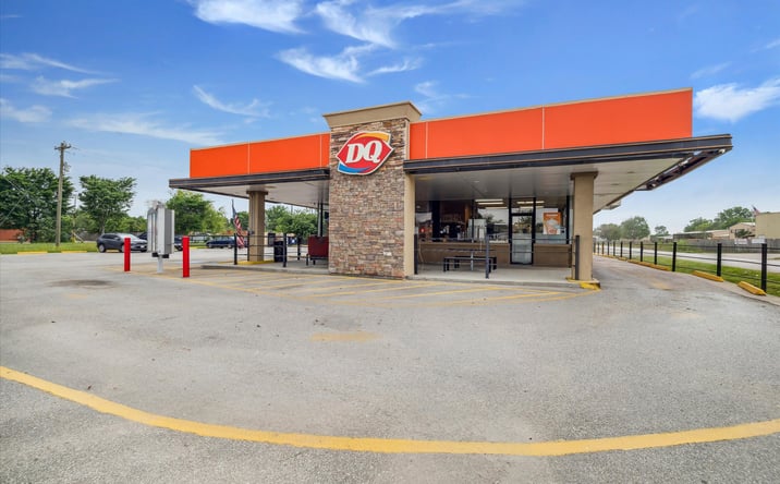 Pictures of Retail property located at 10404 Telephone Rd, Houston, TX 77075 for sales - image #1
