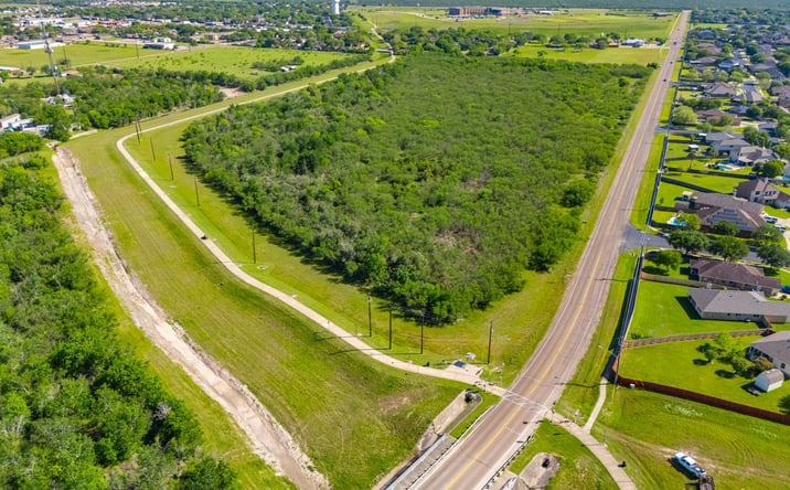 Pictures of Land property located at Ben Jordan 32, Victoria, TX 77901 for sales - image #1