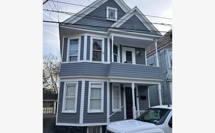Pictures of Multifamily property located at 18 Ingersoll Ave, Schenectady, NY 12305 for sales - image #1
