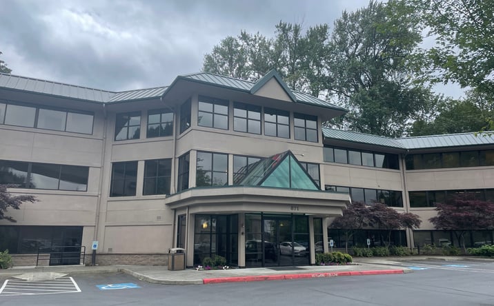 Pictures of Office property located at 371 NE Gilman Blvd, Issaquah, WA 98027 for sales - image #1