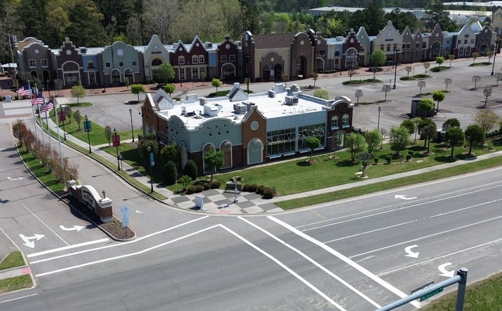 Pictures of Retail, Office, Industrial property located at 6210 Richmond Rd, Williamsburg, VA 23188, 6692-B Richmond Rd, Williamsburg, VA 23188 for sales - image #1