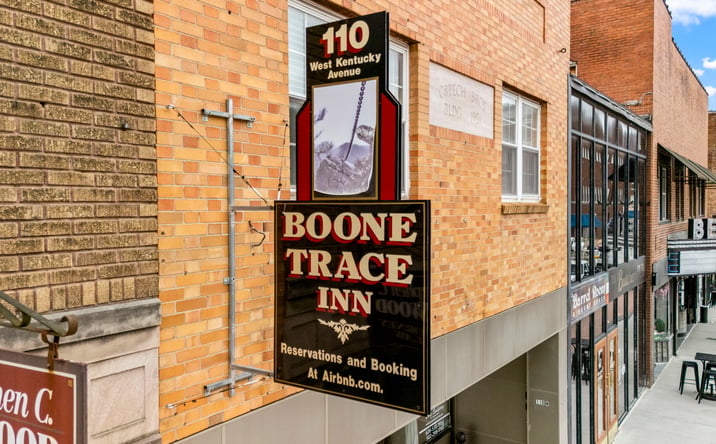 Pictures of Mixed Use, Office, Retail property located at 110 West Kentucky Ave, Pineville, KY 40977 for sales - image #1