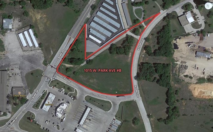 Pictures of Land property located at 1015 W Park Avenue, Weatherford, TX 76401 for sales - image #1