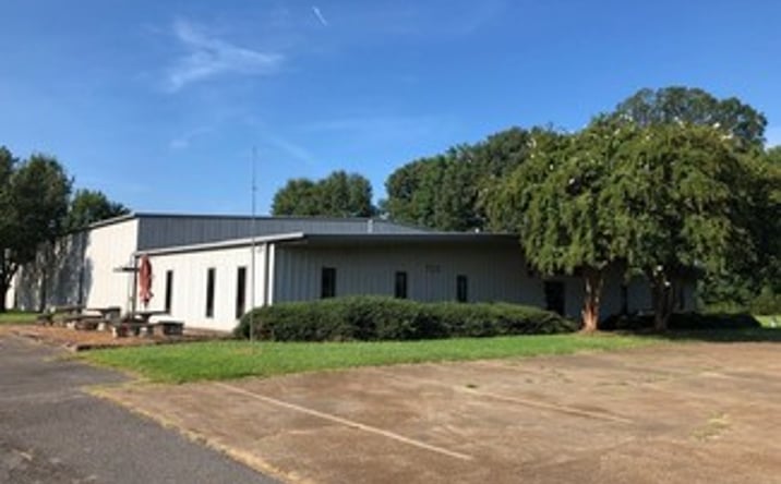 Pictures of Industrial property located at 120 Crown Dr, Batesville, MS 38606 for sales - image #1