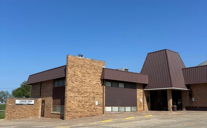 Pictures of Office property located at 935 S OAKWOOD Avenue, Geneseo, IL 61254 for sales - image #1