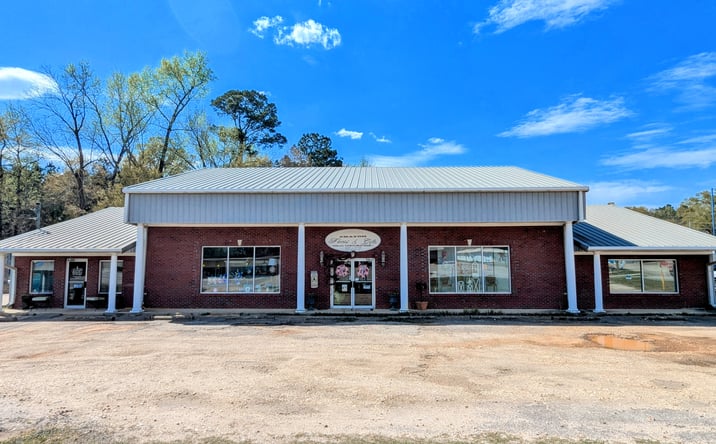 Pictures of Retail property located at 17115 Jordan Street, Chatom, AL 36518 for sales - image #1