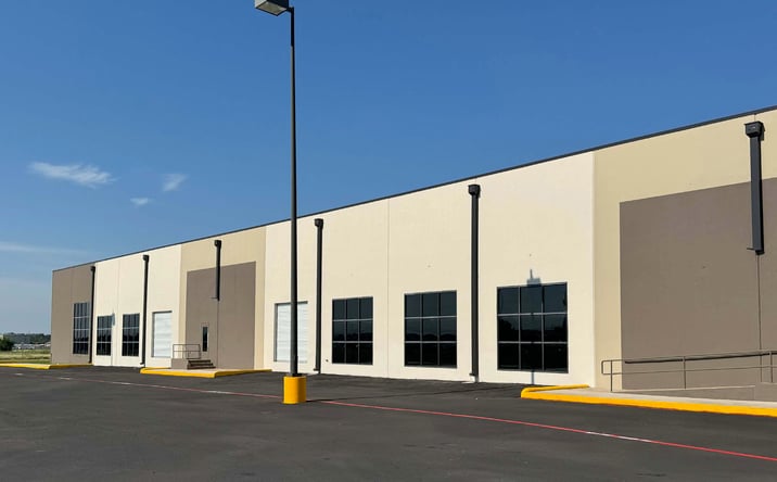 Pictures of Industrial property located at 902 N Twin Creek Dr, Killeen, TX 76543 for sales - image #1