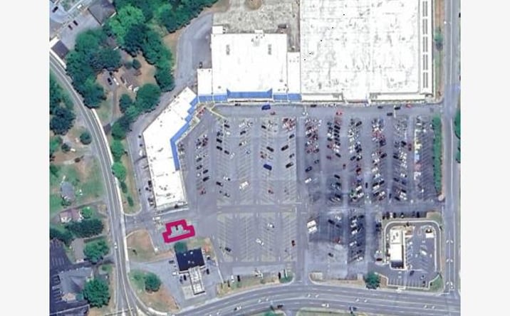 Pictures of Land, Retail property located at 1125 N Main St, Marion, VA 24354 for sales - image #1