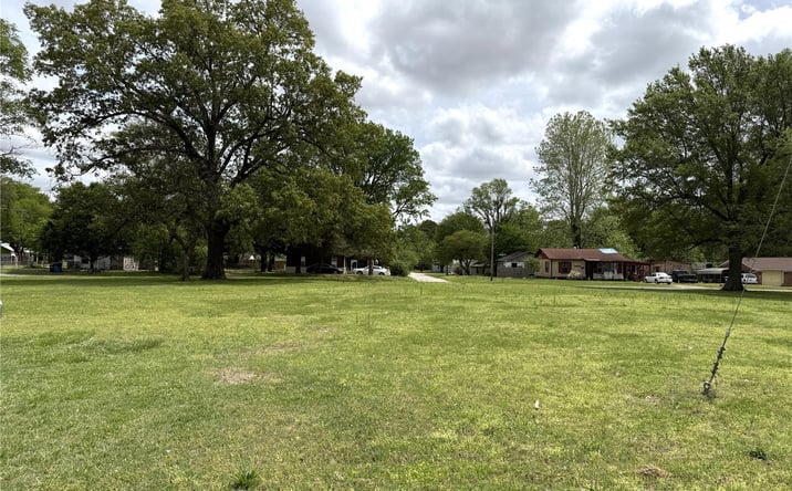 Pictures of Land property located at 310 Independence Ave, Kennett, MO 63857 for sales - image #1