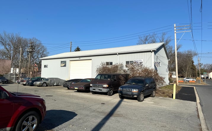 Pictures of Industrial property located at 199 W Stiegel St #1, Manheim, PA 17545, Manheim, PA 17545 for sales - image #1