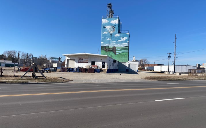 Pictures of Industrial property located at 515 6th Street, Clay Center, KS 67432 for sales - image #1