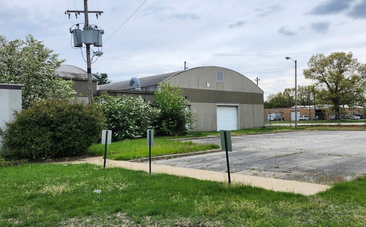 Pictures of Industrial property located at 1627  W. Lusher Ave., Elkhart, IN 46517 for sales - image #1