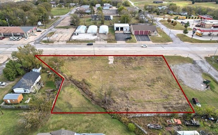 Pictures of Land, Mixed Use property located at 904 N 9th Street, Sapulpa, OK 74066 for sales - image #1