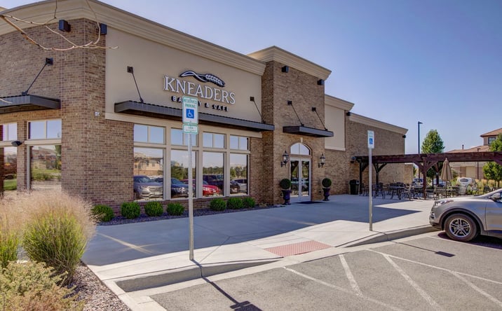Pictures of Retail property located at 9846 Zenith Meridian Dr, Englewood, CO 80112 for sales - image #1