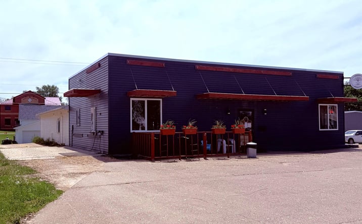 Pictures of Retail property located at 719 11TH Street, De Witt, IA 52742 for sales - image #1